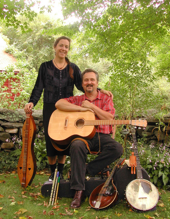 Folk duo Atwater-Donnelly plays Tiverton's Sandywoods Center for the Arts on January 12