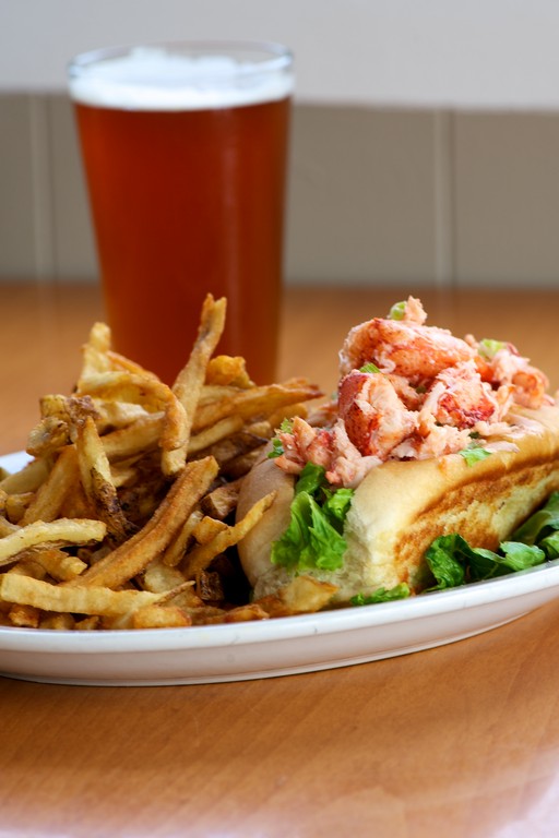 Lobster Roll with fries