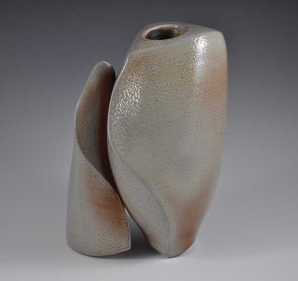 Charlie Barmonde, Little ComptonCrafting functional and sculptural fine art ceramics is my passion.