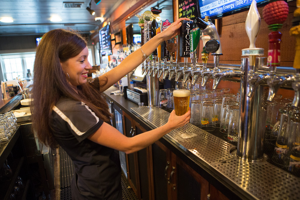Fins pours 32 beers on tap