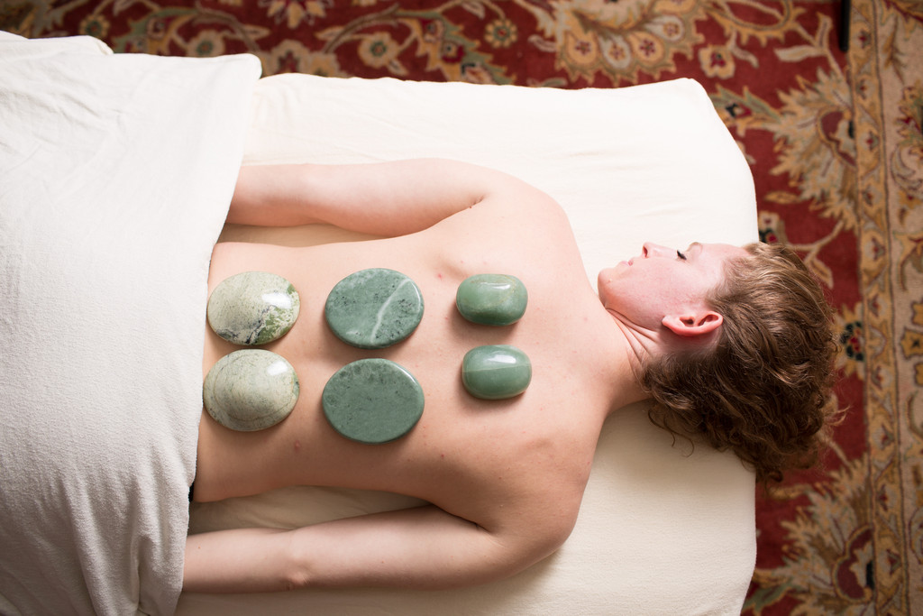 Hot stone therapy at Middletown’s SpaVana