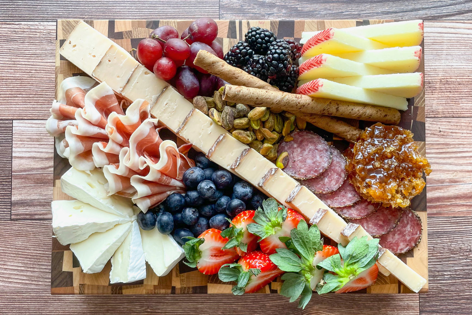 Bellevue Boards crafts charcuterie spreads for parties of all sizes