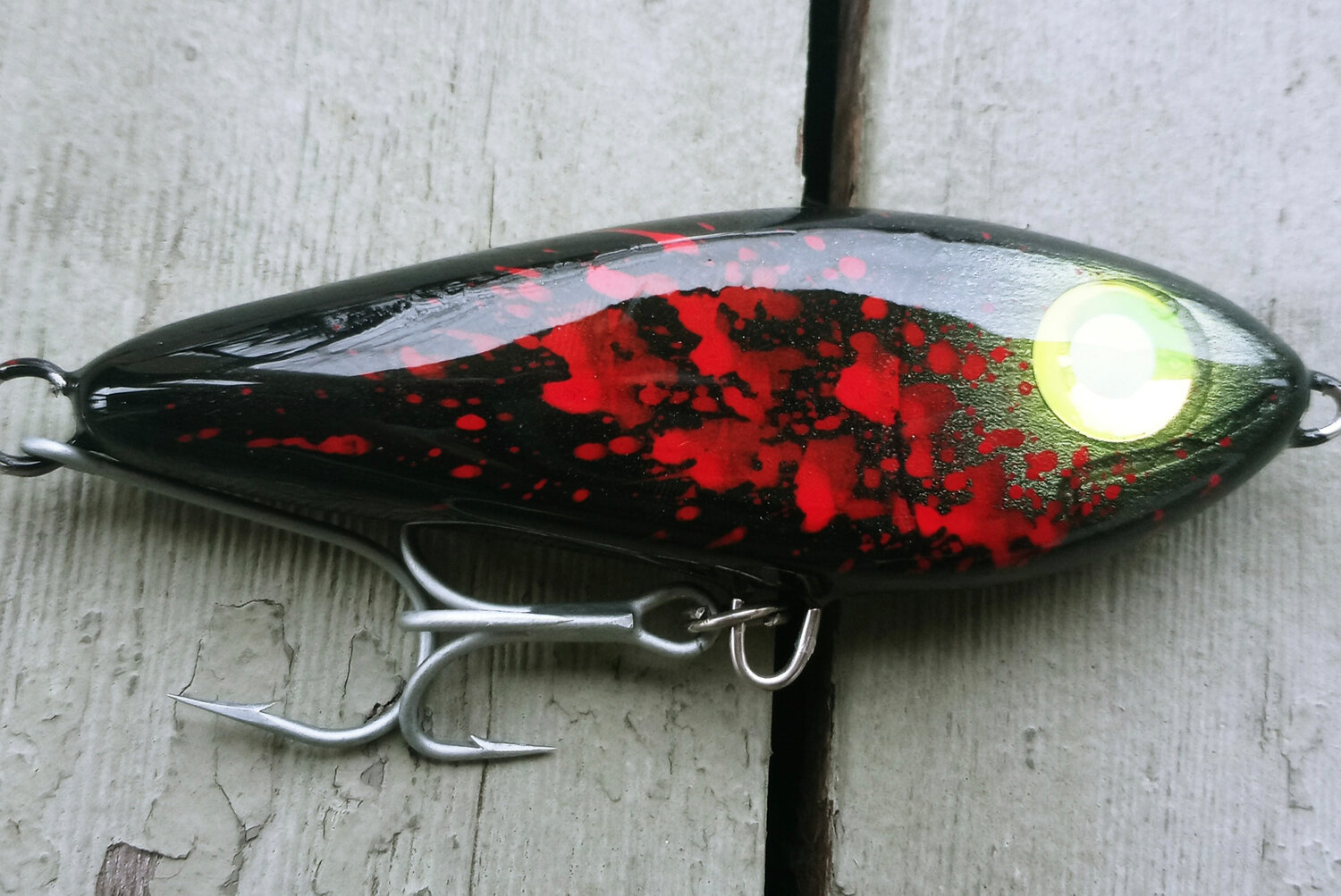 The Predator: A sinking glide bait designed for large fish